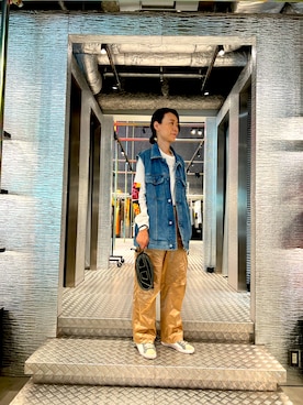 「DIESEL（ディーゼル）のアイテム（その他アウター）」を使った、Romiさん（レディース・168cm）の秋コーディネート