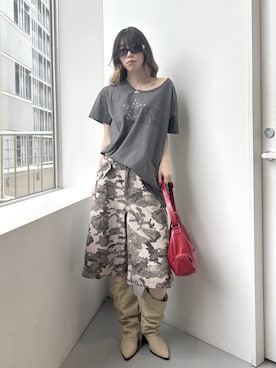 「X-girl（エックスガール）のEYELET STAR S/S TEE DRESS（ワンピース、グレー系）」を使った、猫猫さん（レディース・169cm）の春コーディネート