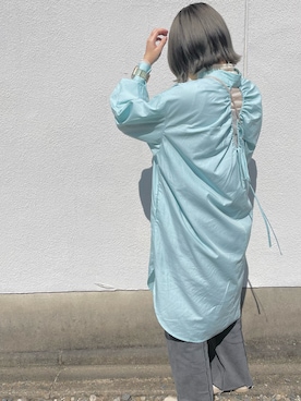 「coca（coca）（コカ）のセンターシームデニムパンツ（デニムパンツ、グレー系）」を使った、chimiさん（レディース・156cm）の秋コーディネート