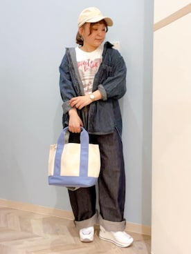 「SHOO・LA・RUE（シューラルー）の【SHOO・LA・RUE DENIM】1本でこなれシルエットに カーブデニムパンツ（デニムパンツ、ブルー系）」を使った、kitaさん（レディース・147cm）の春コーディネート