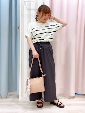 「SHOO・LA・RUE（シューラルー）の【毎日洗える/ひんやり/UV/S-LL】二の腕隠れる さらっとドルマン半袖ニット（ニット/セーター、ベージュ系）」を使った、kitaさん（レディース・147cm）の夏コーディネート