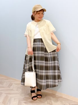 「SHOO・LA・RUE（シューラルー）の【さらり快適/洗濯機可/S-LL】風が通り抜ける 半袖バンドカラーシアーシャツ（シャツ/ブラウス、イエロー系）」を使った、kitaさん（レディース・147cm）の春コーディネート