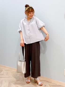 「SHOO・LA・RUE（シューラルー）の【S-LL/洗濯機可】バルーンスリーブ　キーネックブラウス（シャツ/ブラウス、ブルー系）」を使った、kitaさん（レディース・147cm）の夏コーディネート