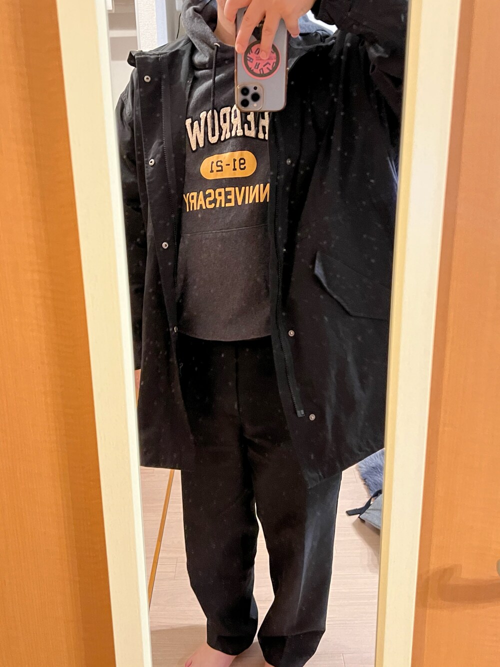 「ぽっちゃり、ぽっちゃり男子、ぽっちゃり系男子、ぽっちゃりメンズ、ぽっちゃりでもおしゃれしたい！、ポチャメン、Pherrow's、carhartt、GU」｜「GUのアイテム（パンツ、ブラック系）」を使った、ティムさん（メンズ・172cm）の春コーディネートの1枚目の写真