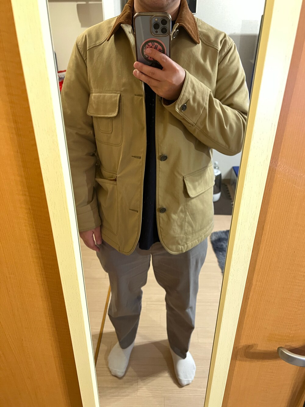 「ぽっちゃり、ぽっちゃり男子、ぽっちゃり系男子、ぽっちゃりメンズ、ポチャメン、ぽっちゃりでもおしゃれしたい！」｜「Pherrow'sのアイテム（ジャケット/アウター、ベージュ系）」を使った、ティムさん（メンズ・172cm）の春コーディネートの1枚目の写真