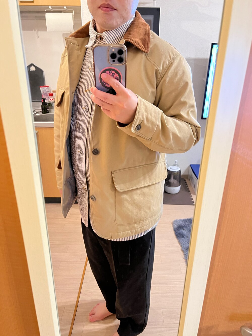 「ぽっちゃり、ぽっちゃり男子、ぽっちゃり系男子、ぽっちゃりメンズ、ポチャメン、ぽっちゃりでもおしゃれしたい！」｜「Pherrow'sのアイテム（ジャケット/アウター、ベージュ系）」を使った、ティムさん（メンズ・172cm）の春コーディネートの1枚目の写真