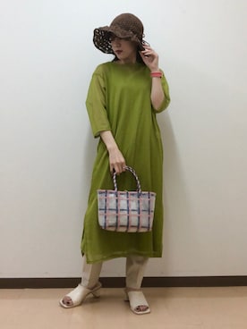「ごきげんウィーク」｜「アイテム（帽子）」を使った、Mona🔮さん（レディース・154cm）の春コーディネート