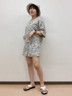 「ごきげんウィーク」｜「アイテム（帽子）」を使った、Mona🔮さん（レディース・154cm）の春コーディネート