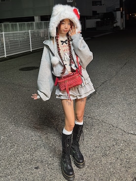 「アイテム（スカート）」を使った、さらゆにこーんさん（レディース・162cm）の秋コーディネート