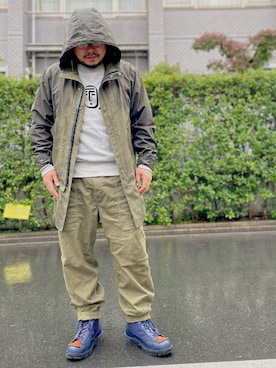 「雨の日」｜「アイテム（スウェット）」を使った、gunken5さん（メンズ・171cm）の秋コーディネート