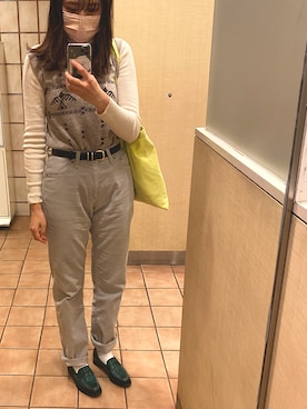 「アイテム（ローファー、グリーン系）」を使った、mさん（レディース・164cm）の秋コーディネート