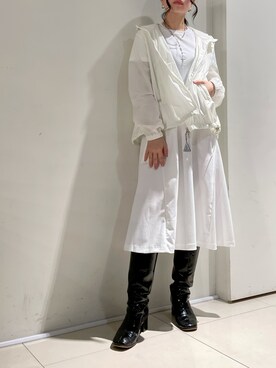 「MONCLER（モンクレール）のアイテム（ジャケット/アウター）」を使った、yurina katsuraさん（レディース・165cm）の春コーディネート