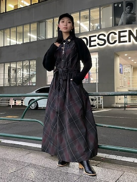 「MIHARAYASUHIRO（ミハラヤスヒロ）のアイテム（オールインワン・サロペット）」を使った、yurina katsuraさん（レディース・165cm）の春コーディネート