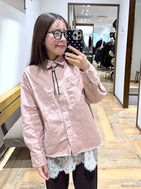 「GLOBAL WORK（グローバルワーク）のGOODデニムカラーシャツ/624975（シャツ/ブラウス、ピンク系）」を使った、shizuruさん（レディース・149cm）の冬コーディネート