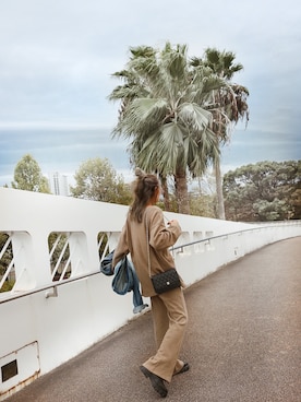 「くすみカラー」｜「アイテム（デニムジャケット）」を使った、h2-hitomiさん（レディース・164cm）の秋コーディネート