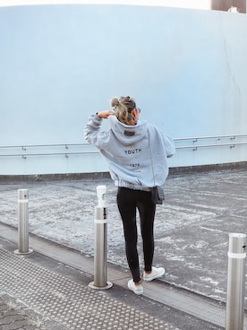 「H&M（エイチ・アンド・エム）のアイテム（その他パンツ）」を使った、h2-hitomiさん（レディース・164cm）の秋コーディネート