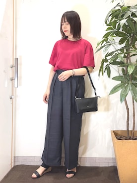 「SHOO・LA・RUE（シューラルー）の【軽量】ふわっと軽いフラップショルダーバッグ（ショルダーバッグ）」を使った、むなかたさん（レディース・159cm）の夏コーディネート