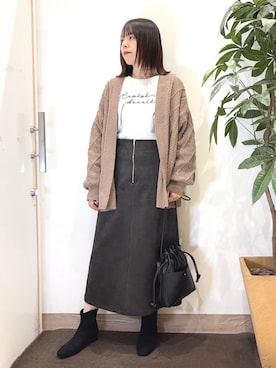 「SHOO・LA・RUE（シューラルー）のアイテム（Tシャツ/カットソー）」を使った、むなかたさん（レディース・159cm）の秋コーディネート