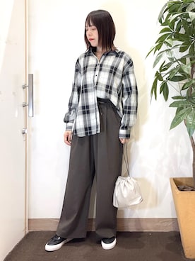 「SHOO・LA・RUE（シューラルー）のアイテム」を使った、むなかたさん（レディース・159cm）の秋コーディネート
