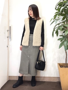 「アイテム（ベスト）」を使った、むなかたさん（レディース・159cm）の秋コーディネート