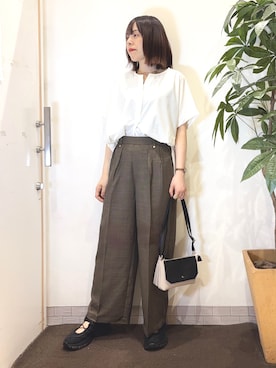 「SHOO・LA・RUE（シューラルー）の【軽量】ふわっと軽いフラップショルダーバッグ（ショルダーバッグ）」を使った、むなかたさん（レディース・159cm）の夏コーディネート