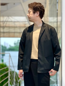 「ベージュTシャツ」｜OMIさん（メンズ・180cm）の夏コーディネート