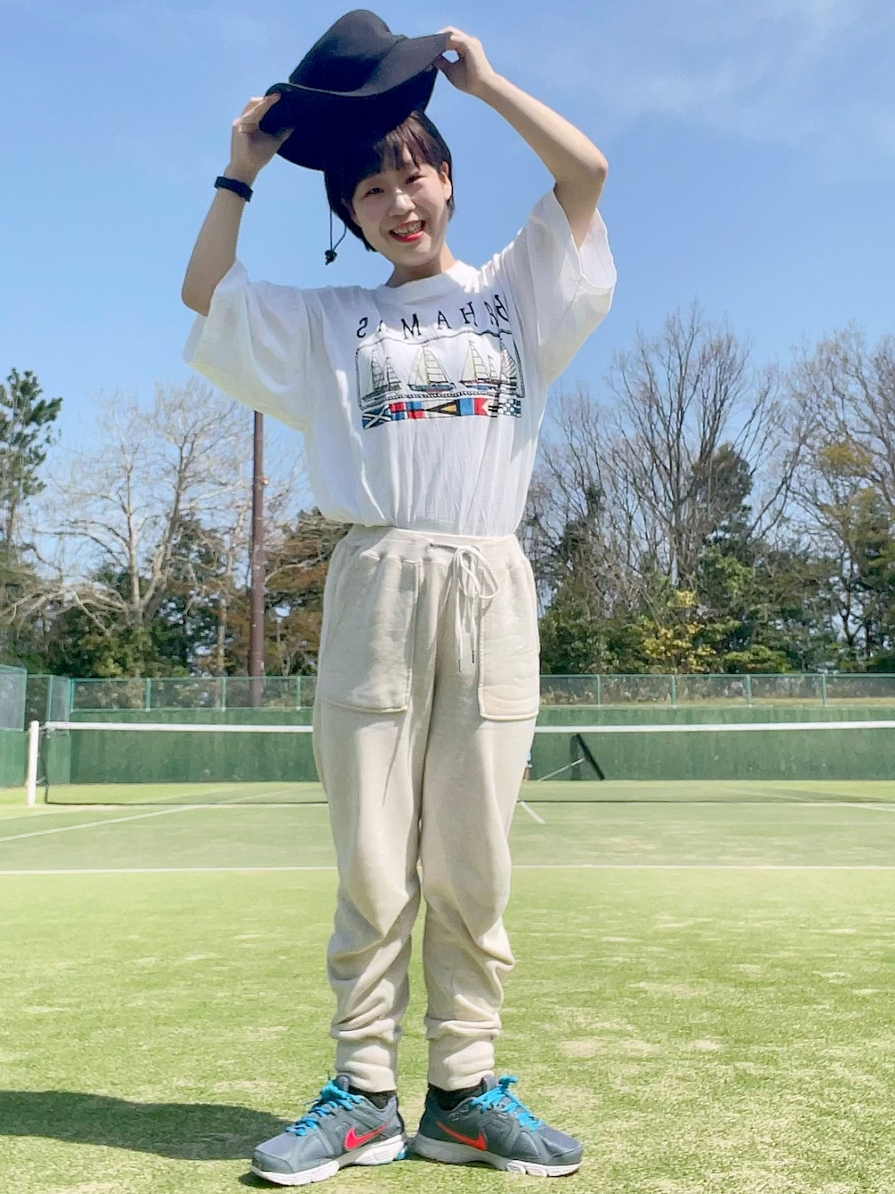 「古着のアイテム（Tシャツ/カットソー、その他）」を使った、SATSUKIさん（レディース・150cm）の春コーディネートの1枚目の写真