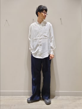 「アイテム（サンダル）」を使った、YASUIさん（メンズ・184cm）の秋コーディネート