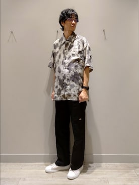「アイテム（チノパンツ）」を使った、YASUIさん（メンズ・184cm）の夏コーディネート