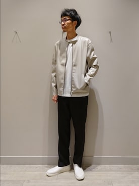 「アイテム（ライダースジャケット）」を使った、YASUIさん（メンズ・184cm）の秋コーディネート