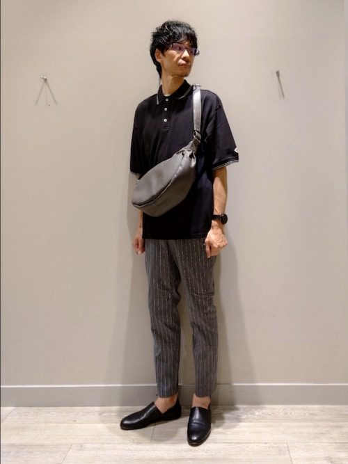 L.E.D.BITES（エルイーディーバイツ） ショルダーバッグ レザー