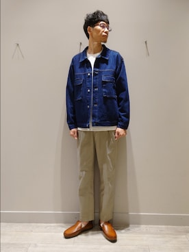 「アイテム（スリッポン）」を使った、YASUIさん（メンズ・184cm）の秋コーディネート