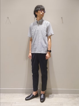 「アイテム（スリッポン）」を使った、YASUIさん（メンズ・184cm）の夏コーディネート