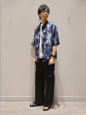 「アイテム（チノパンツ）」を使った、YASUIさん（メンズ・184cm）の夏コーディネート