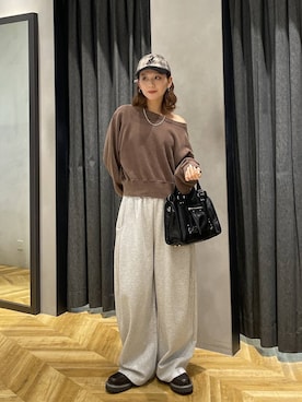 「アイテム（スウェットパンツ）」を使った、miuさん（レディース・162cm・20代）の秋コーディネート