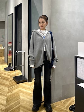 「アイテム（カードケース）」を使った、miuさん（レディース・162cm）の秋コーディネート