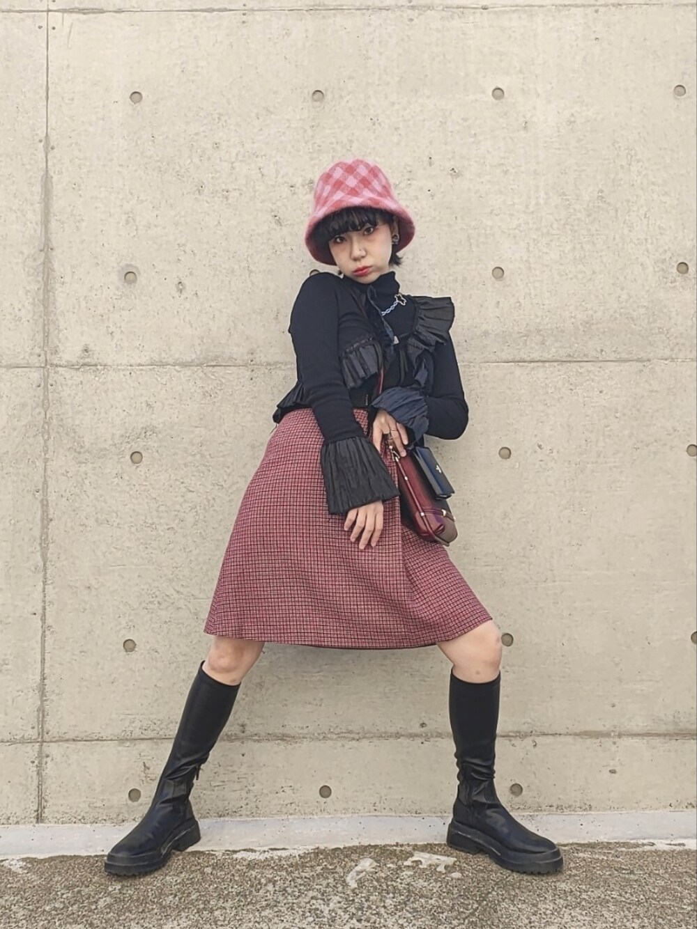 Vivienne Westwood アームウォーマーあおば着用