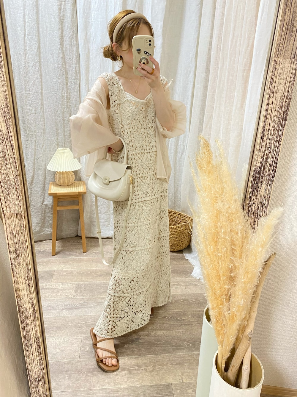「レイヤードスタイル、シアートップス、クロシェ、クロシェ編み、ワンピース、キャミワンピース、さらっと晴れやかスナップ、夏コーデ、きれいめカジュアル、大人コーデ、淡色コーデ、淡色女子、低身長、低身長コーデ、ベージュ」｜「Babの【XS~M 低身長向けサイズあり】クロシェロングワンピース（ワンピース、ホワイト系）」を使った、and_LaLaLa_ootdさん（骨格ウェーブ・レディース・148cm）の夏コーディネートの1枚目の写真