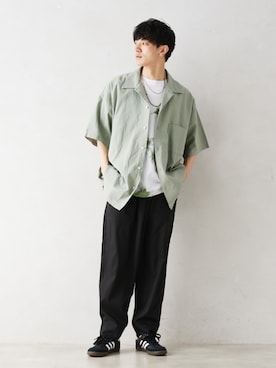 「ARMY TWILL（アーミーツイル）のアイテム（トップス）」を使った、JOURNAL STANDARD relumeさん（メンズ・176cm）の春コーディネート