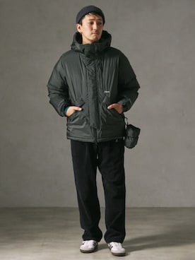 「Gramicci（グラミチ）のアイテム（チノパンツ）」を使った、JOURNAL STANDARD relumeさん（メンズ・177cm）の冬コーディネート