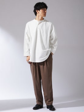 「ARMY TWILL（アーミーツイル）のアイテム（トップス）」を使った、JOURNAL STANDARD relumeさん（メンズ・176cm）の夏コーディネート