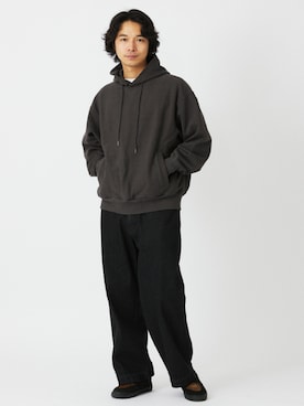 「JOURNAL STANDARD relume（ジャーナルスタンダード　レリューム）のアイテム（パーカー）」を使った、JOURNAL STANDARD relumeさん（メンズ・181cm）の冬コーディネート