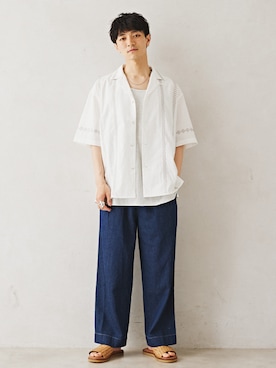 「ARMY TWILL（アーミーツイル）のアイテム（トップス）」を使った、JOURNAL STANDARD relumeさん（メンズ・176cm）の夏コーディネート
