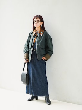 「アイテム（デニムスカート）」を使った、yukiさん（レディース・152cm）の秋コーディネート