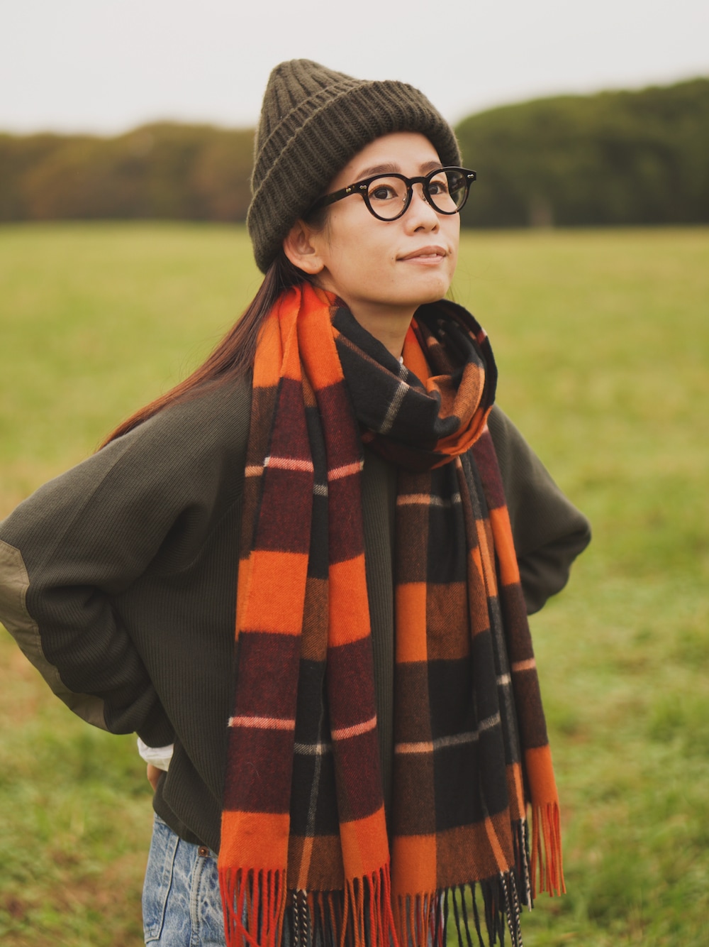 Johnstons of Elgin（ジョンストンズオブエルガン）の「【Johnstons of Elgin / ジョンストンズ オブ エルガン】WA56  [別注]大判チェックストール(カシミヤ) 全1色（ストール/ショール）」 - WEAR