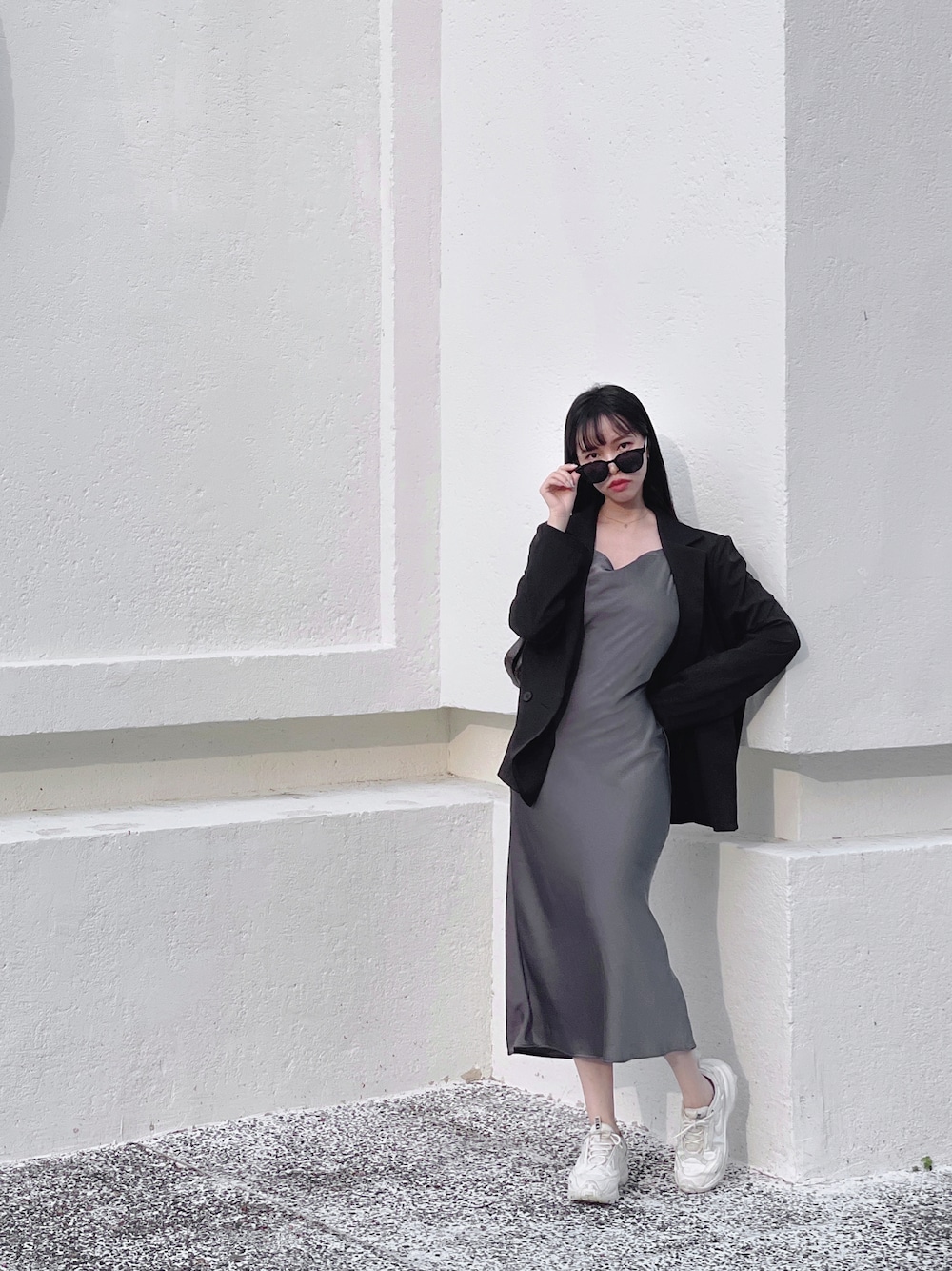 「台湾、台湾旅行、台湾女子、Sunglasses、dress」｜「網店のアイテム（テーラードジャケット、ブラック系）」を使った、ゆらさん（レディース・161cm）の秋コーディネートの1枚目の写真