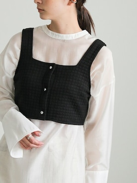 「ショート丈トップス」｜「アイテム（その他トップス）」を使った、SELECT MOCAさん（レディース・158cm）の春コーディネート