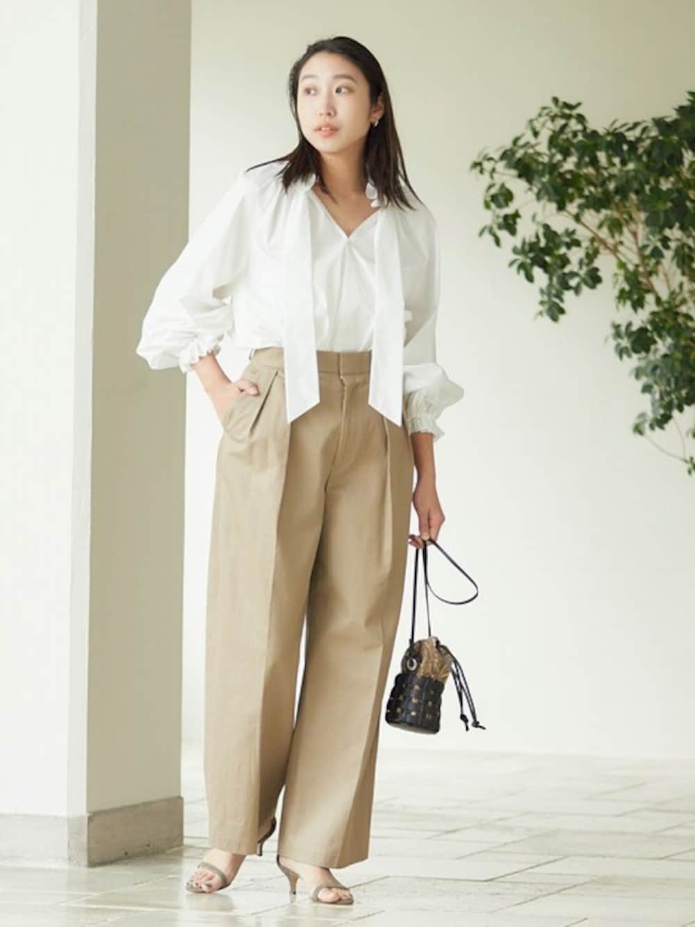 journal standard L