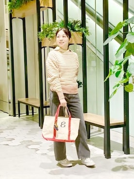 「アイテム（キーホルダー）」を使った、Yasuさん（レディース・160cm）の秋コーディネート