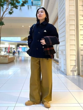 「ペインターパンツ」｜「アイテム（ステンカラーコート）」を使った、FREDY&GLOSTER stylingさん（レディース・156cm）の秋コーディネート